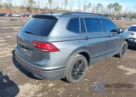 2022 Volkswagen Tiguan 2.0T Se R-Line Black from USA, damaged, VIN 3VV8B7AX2NM141174